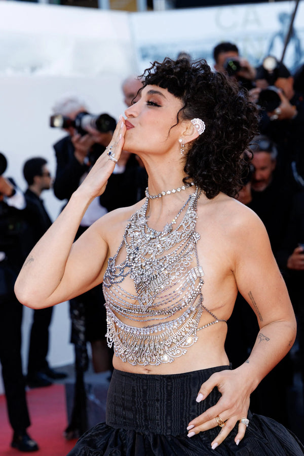 La magnifique Camélia Jordana au Festival de Cannes 2026 avec notre Gigi argent