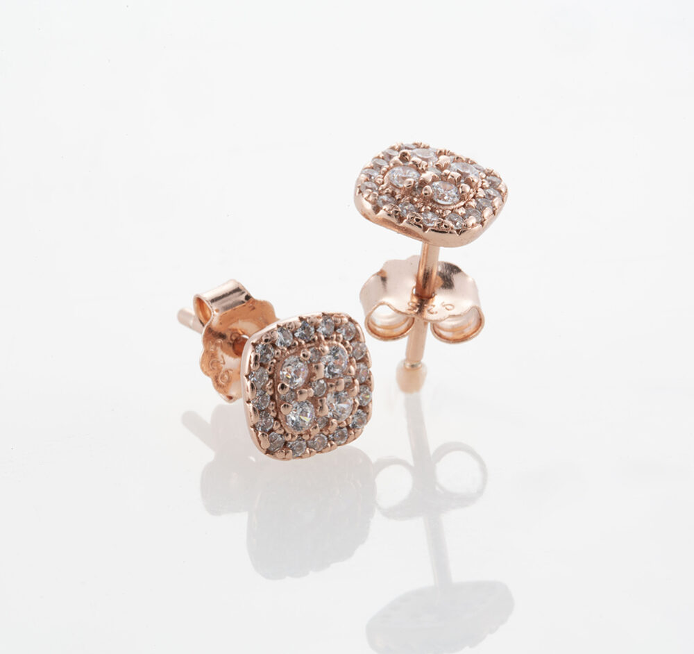 Puces d’oreilles Nimeria